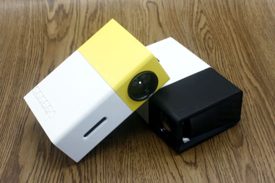 Dolomo™️-miniprojector