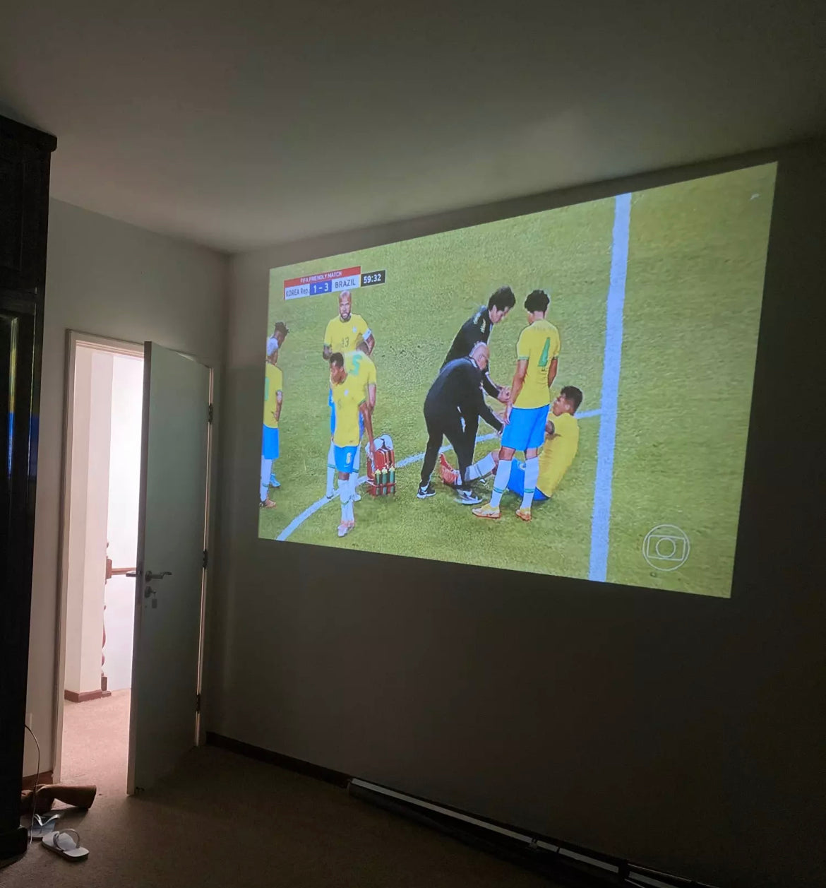 Dolomo™️-miniprojector